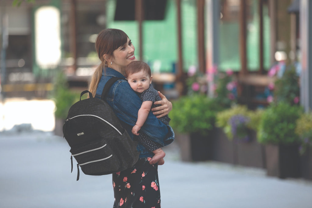 سكيبهوب - شنطة حفاضات للظهر - أسود