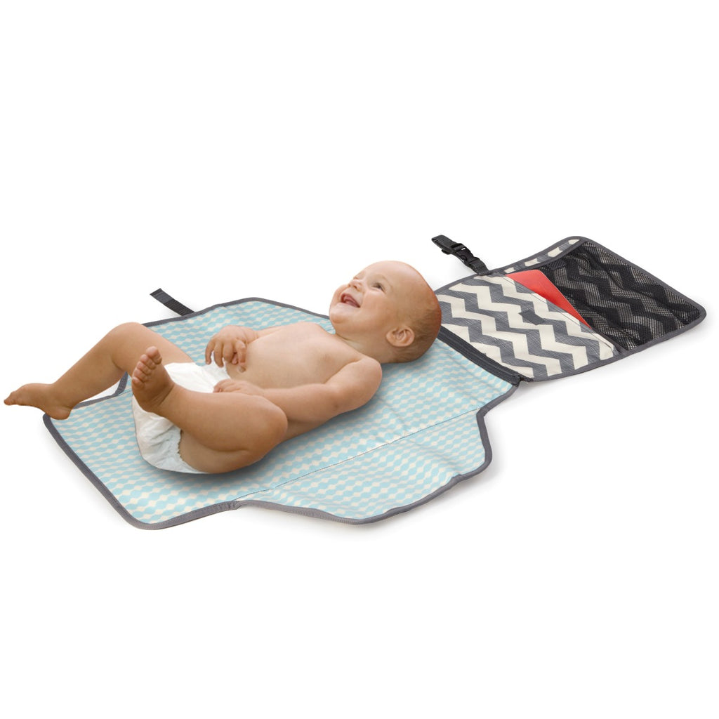 سكيب هوب- محفظة و حصيرة تغيير الحفاضات - شيفرون