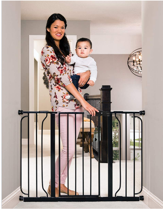 Regalo Easy Step Extra Wide Black Safety Gate
