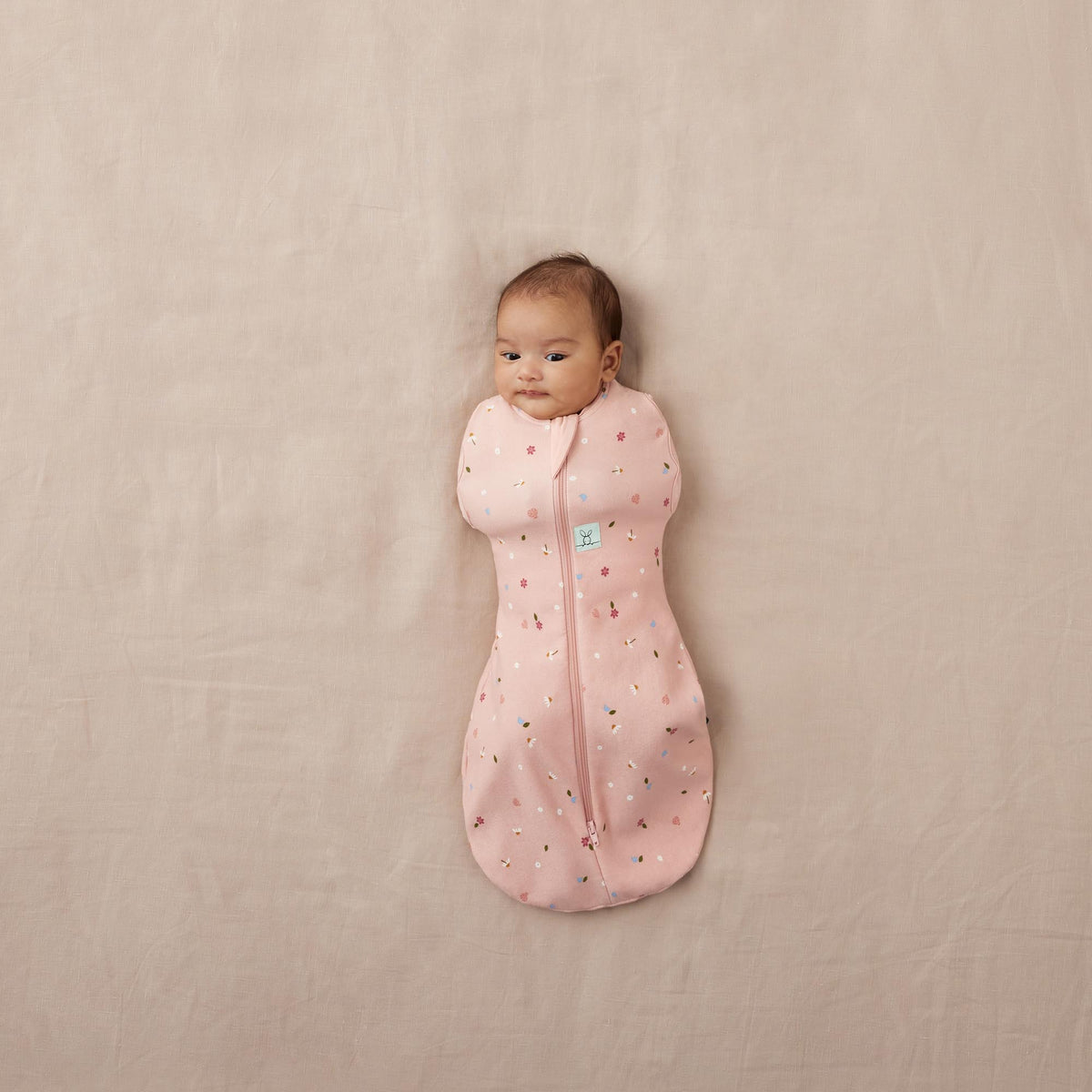ergoPouch Cocoon Swaddle Bag – TOG 0.2 – Daisies