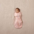 ergoPouch Cocoon Swaddle Bag – TOG 1.0 – Daisies