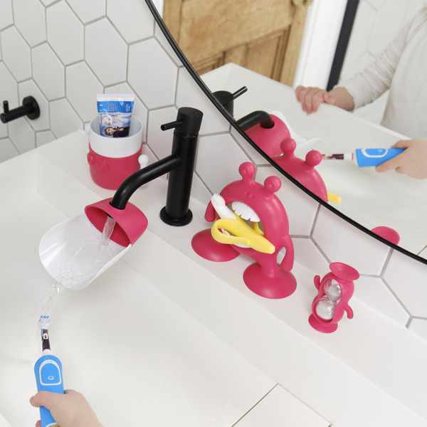 PLH EYEFAMILY™ Bathroom Set Flashbulb Fuschia