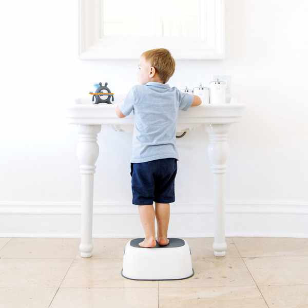 StepSTOOL: grippy non-slip top & bottom-Galactic Grey