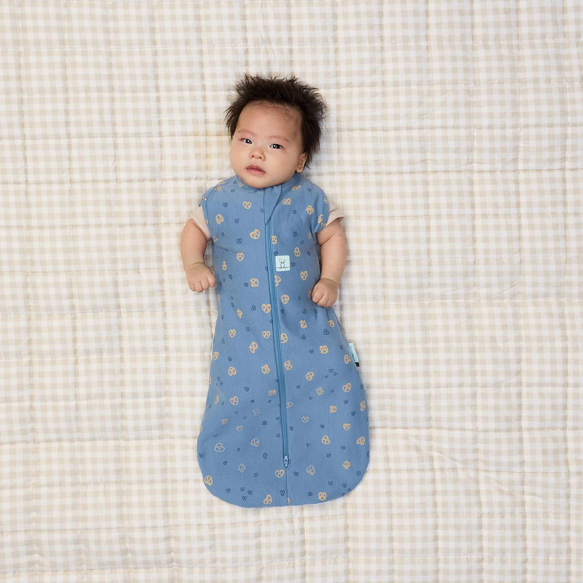 ergoPouch Cocoon Swaddle Bag – TOG 0.2 – Petite Pretzel