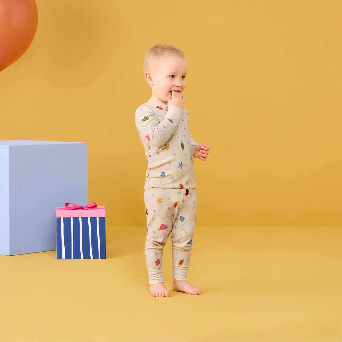 ergoPouch Long Sleeves Pyjama’s – TOG 0.2 – Birthday Blobs
