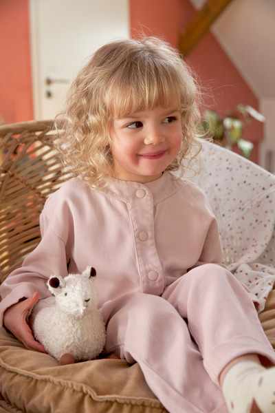 Lassig Digital Music Box with Bluetooth Speaker, and USB Cable - Sheep