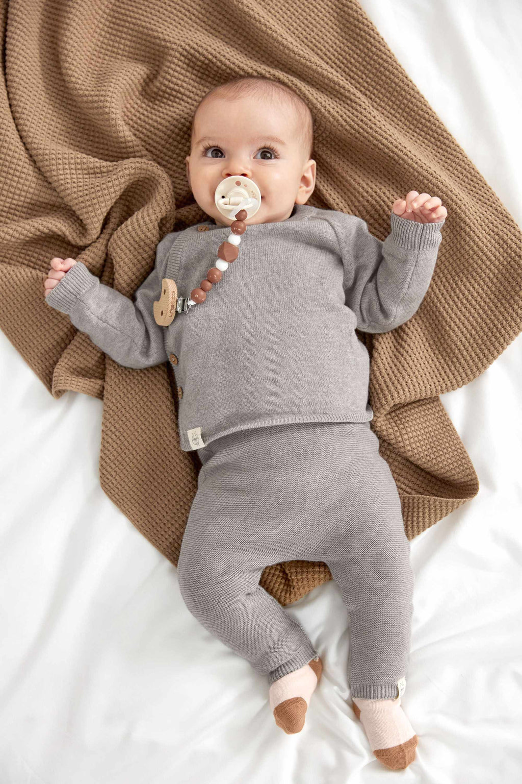 Lassig Soother Holder Wood/Silicone Little Universe - Moon rust