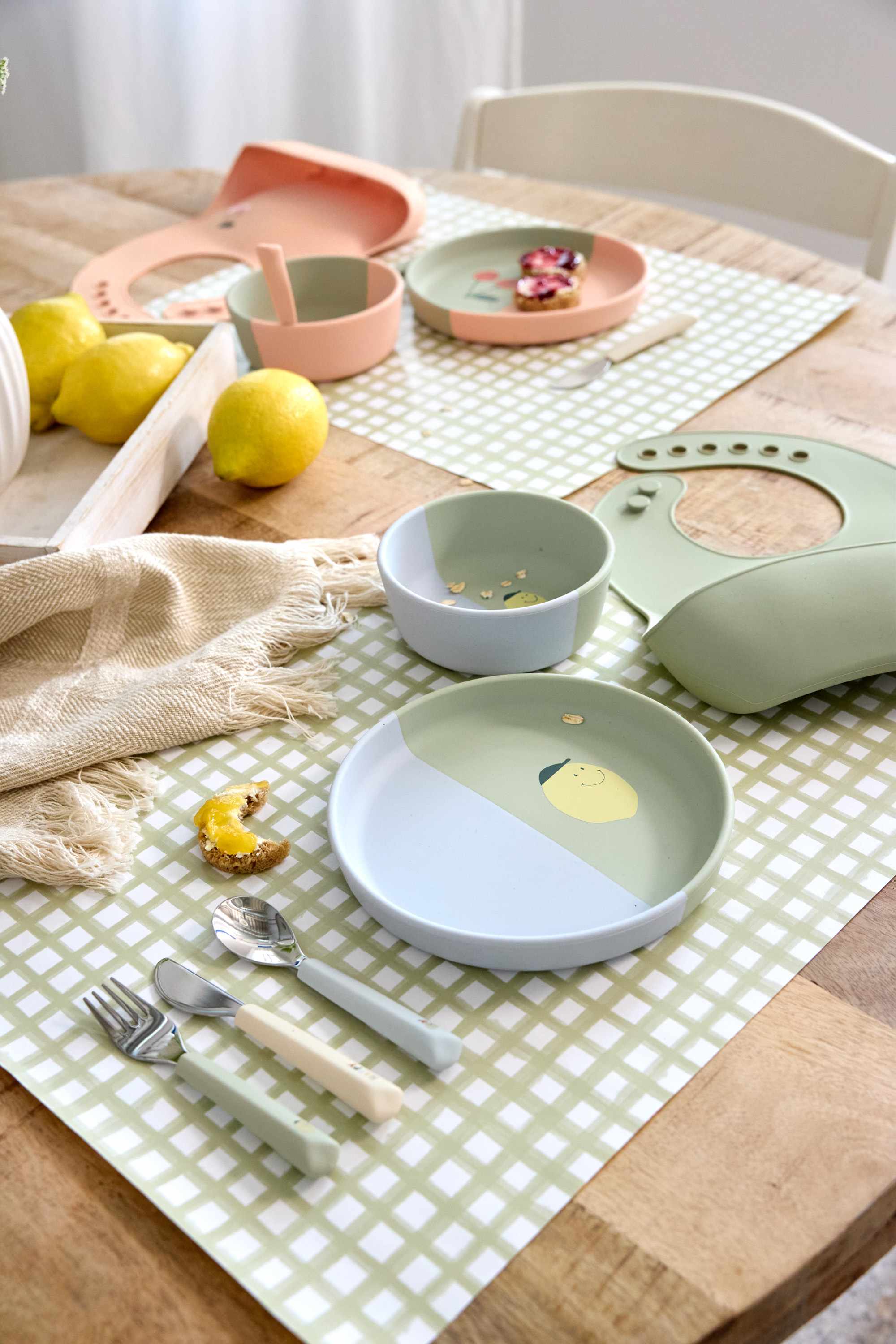 Lassig Silicone Bowl - Happy Fruits Lemon