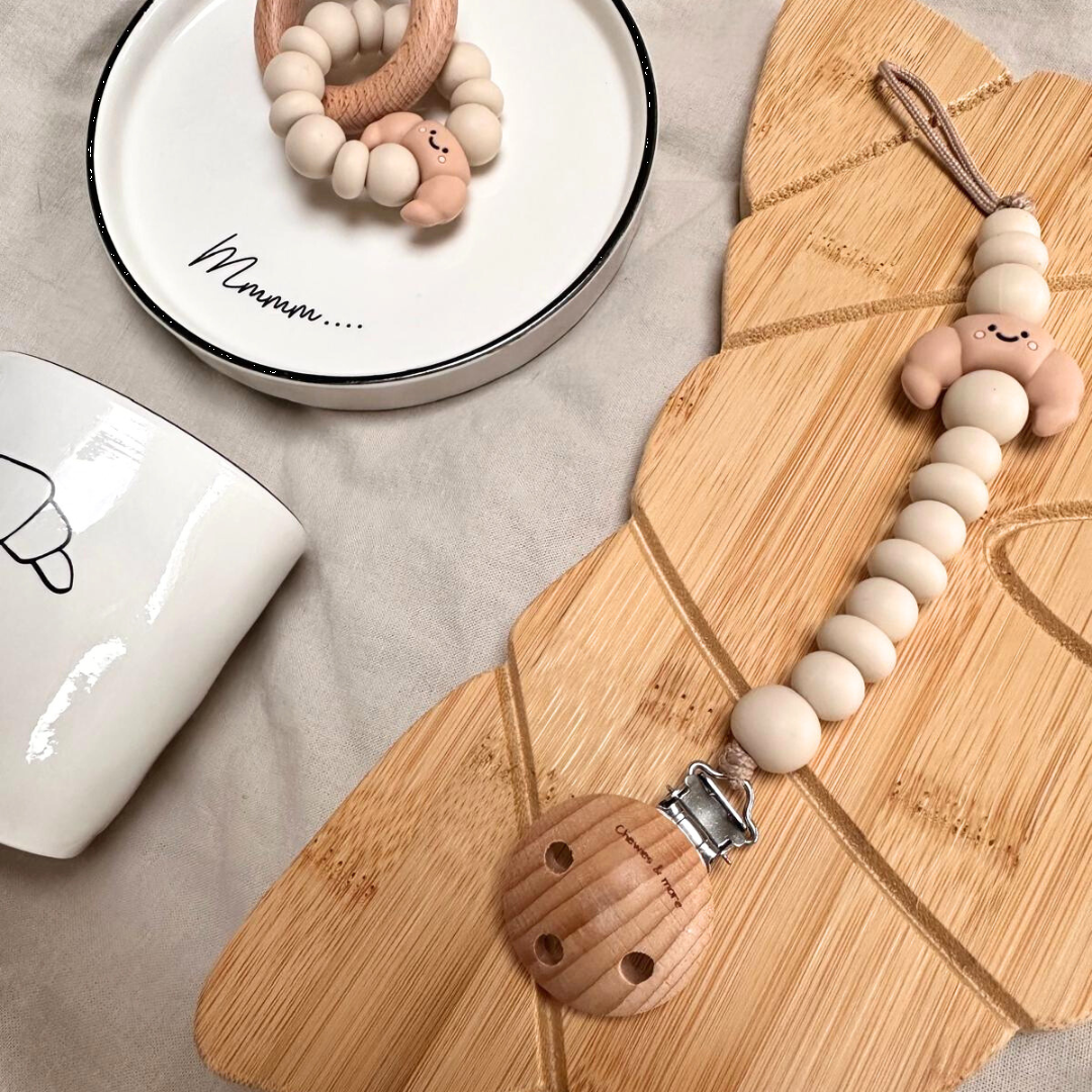 Chewies and More Croissant Clip - Linen