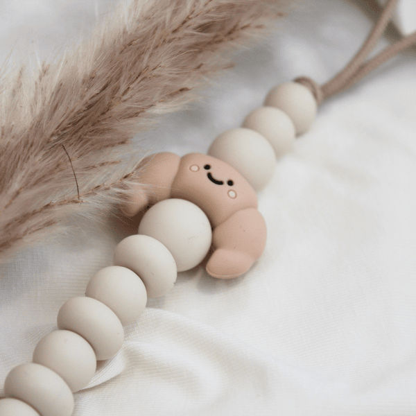 Chewies and More Croissant Clip - Linen