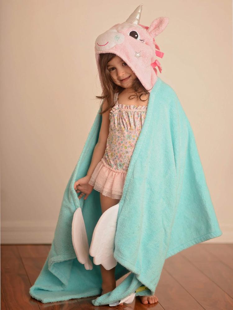 زووتشيني - منشفة بقبعة للأطفال – آلي اليونيكورن