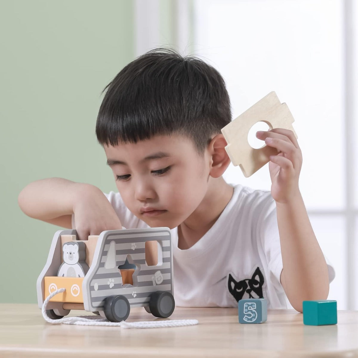 Viga Pull-Along Shape Sorting Truck with number