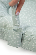 بيبي جيم - مهد متنقل مع العاب - اخضر