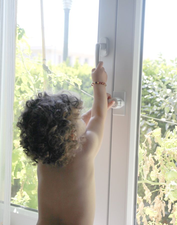 بيبي جيم - قفل النوافذ