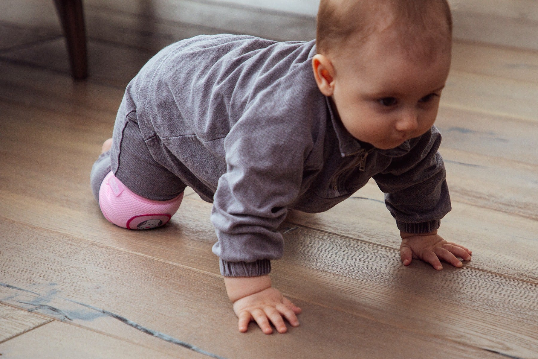 بيبي جيم_وسادات الركبة المضادة للانزلاق_ وردي