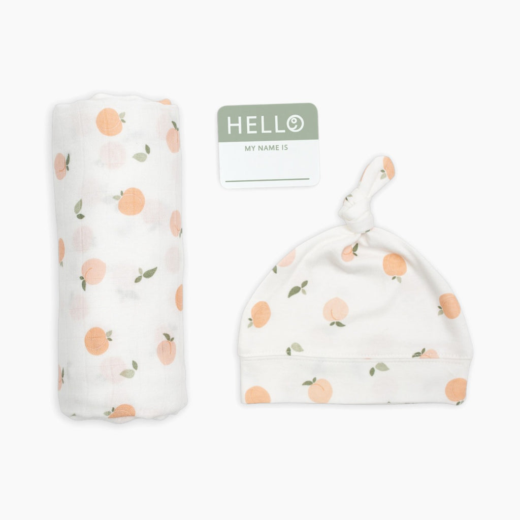 Lulujo Hello World Swaddle & Hat Set - Peaches