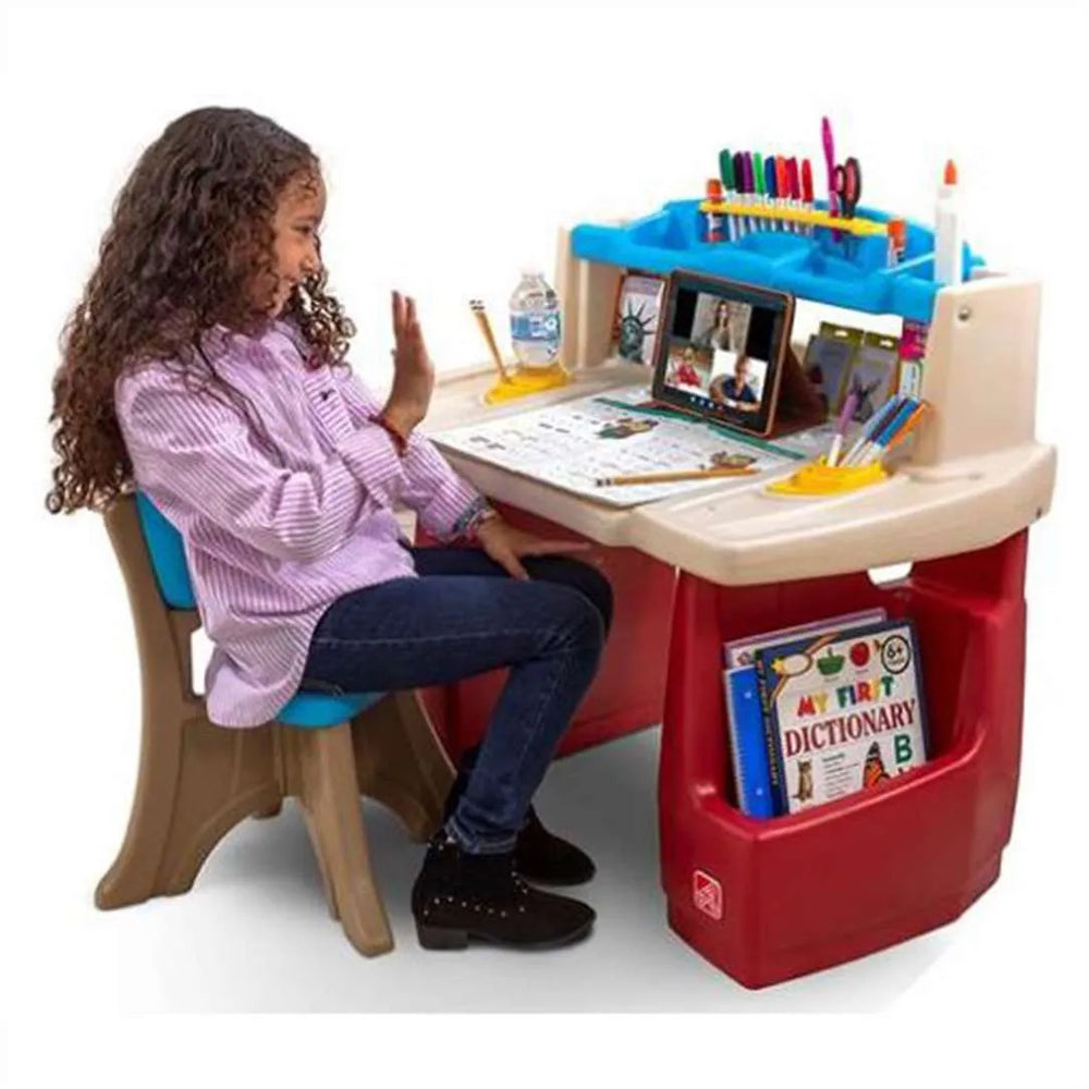 Step2 DELUXE ART MASTER DESK