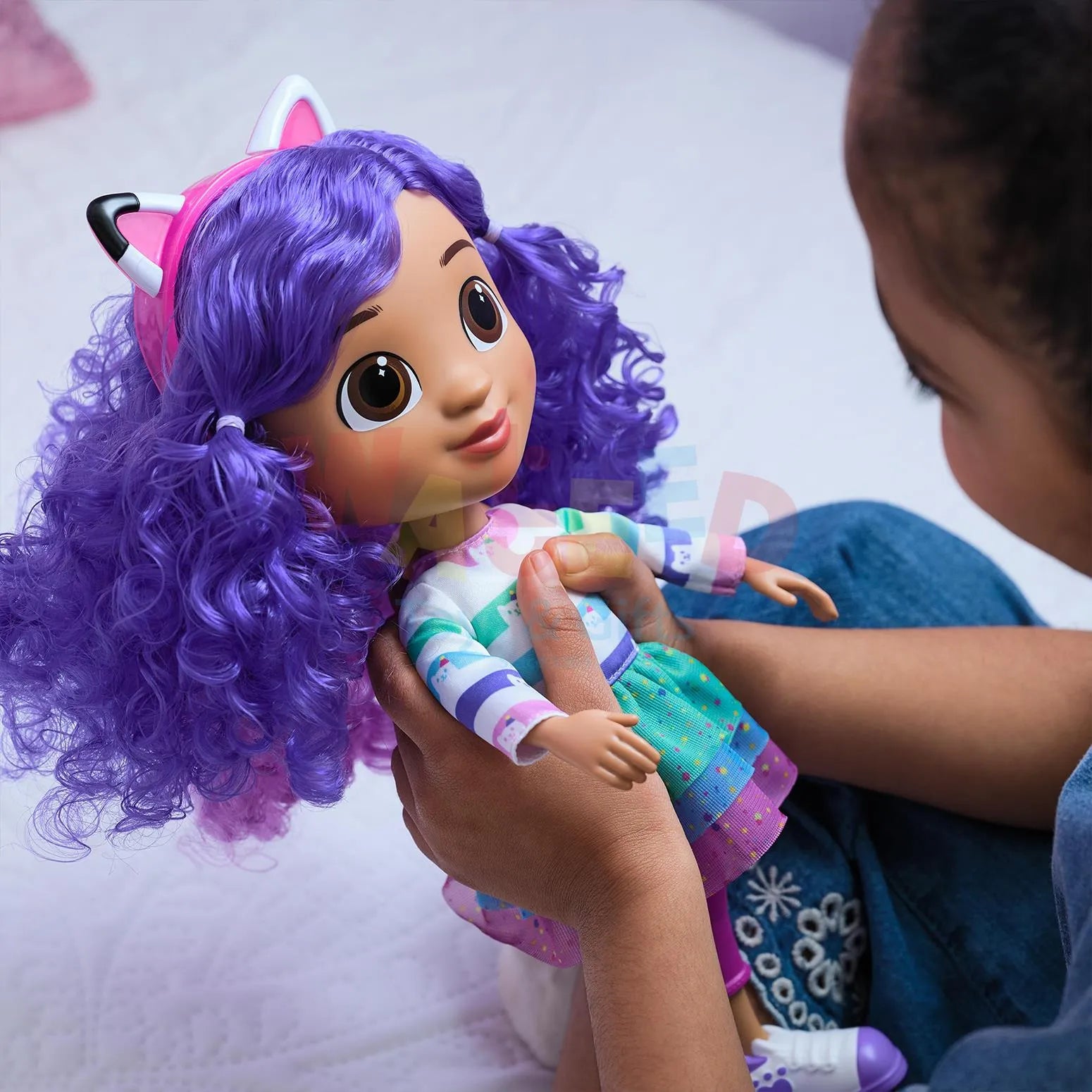 Gabby’s Dollhouse – Singing & Celebrating Gabby Doll