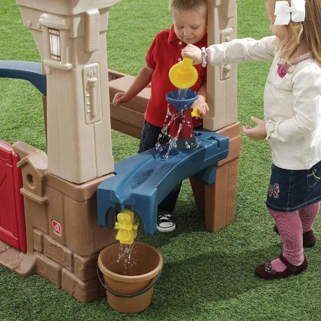 Step2 GREAT OUTDOOR PLAY HOUSE