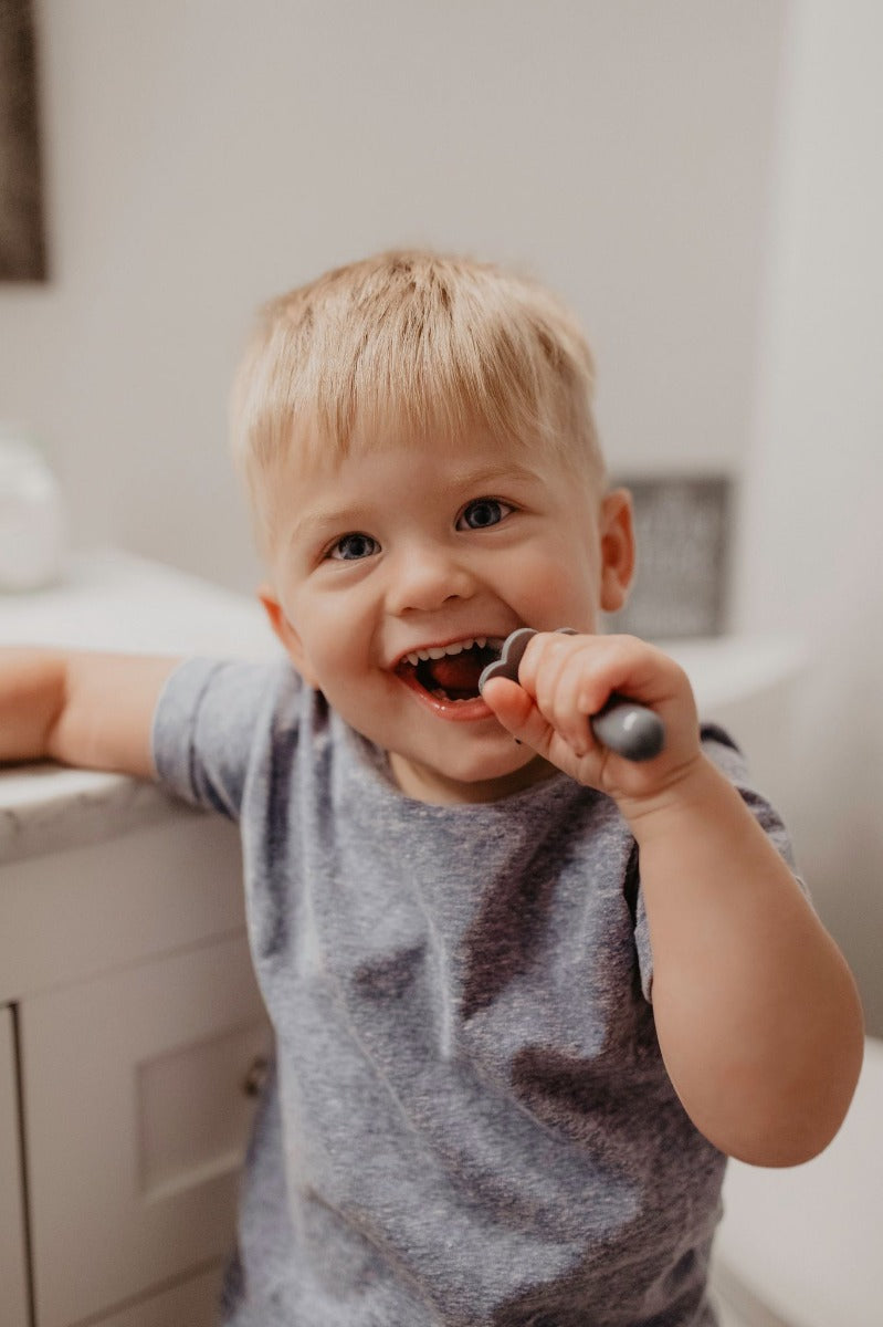 جرابيز - فرشاة أسنان مزدوجة الجوانب - رمادي