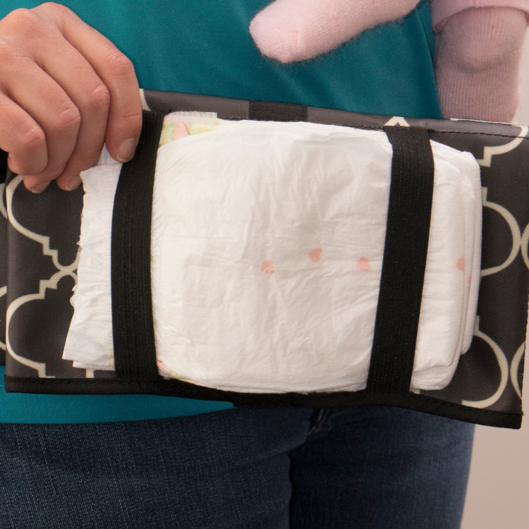 ذا فيرست ييرز- حقيبة تغيير الحفاضات - الأسود
