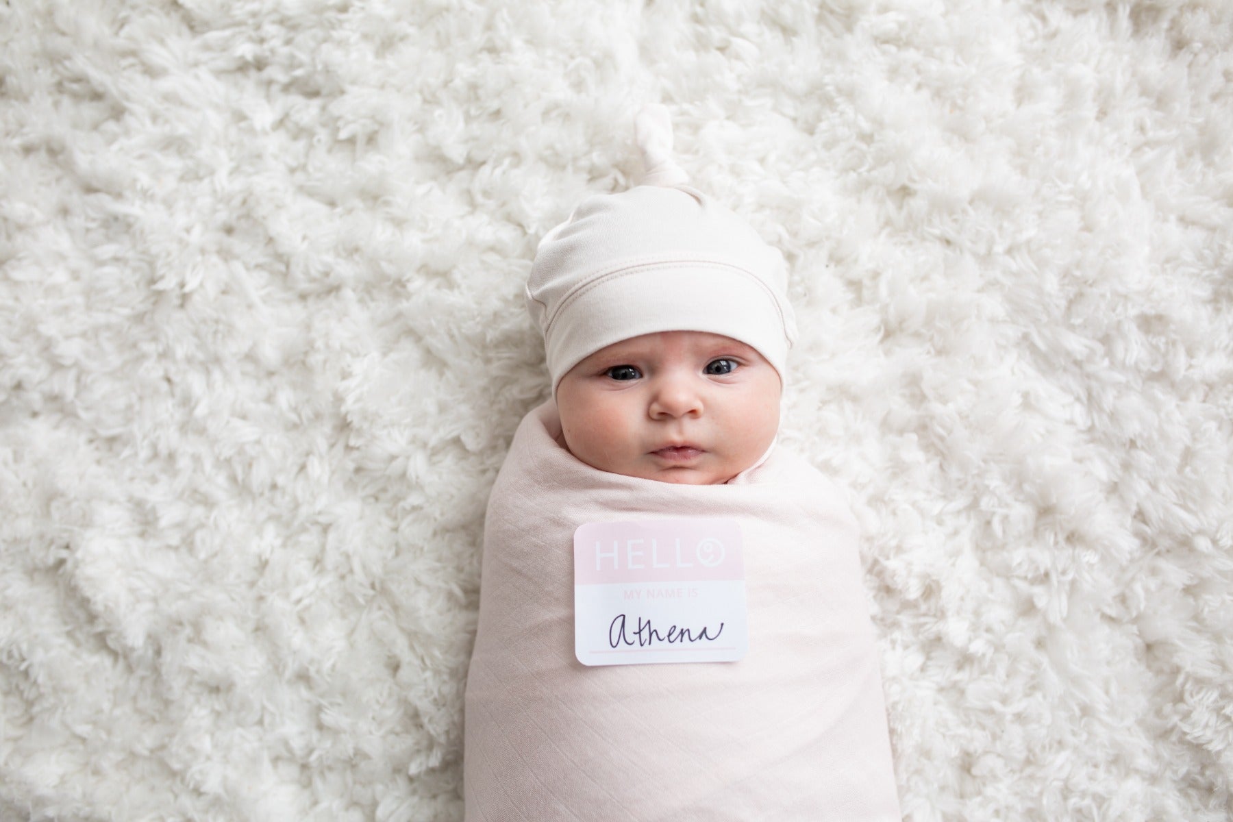 Lulujo Hello World Swaddle & Hat Set Pink