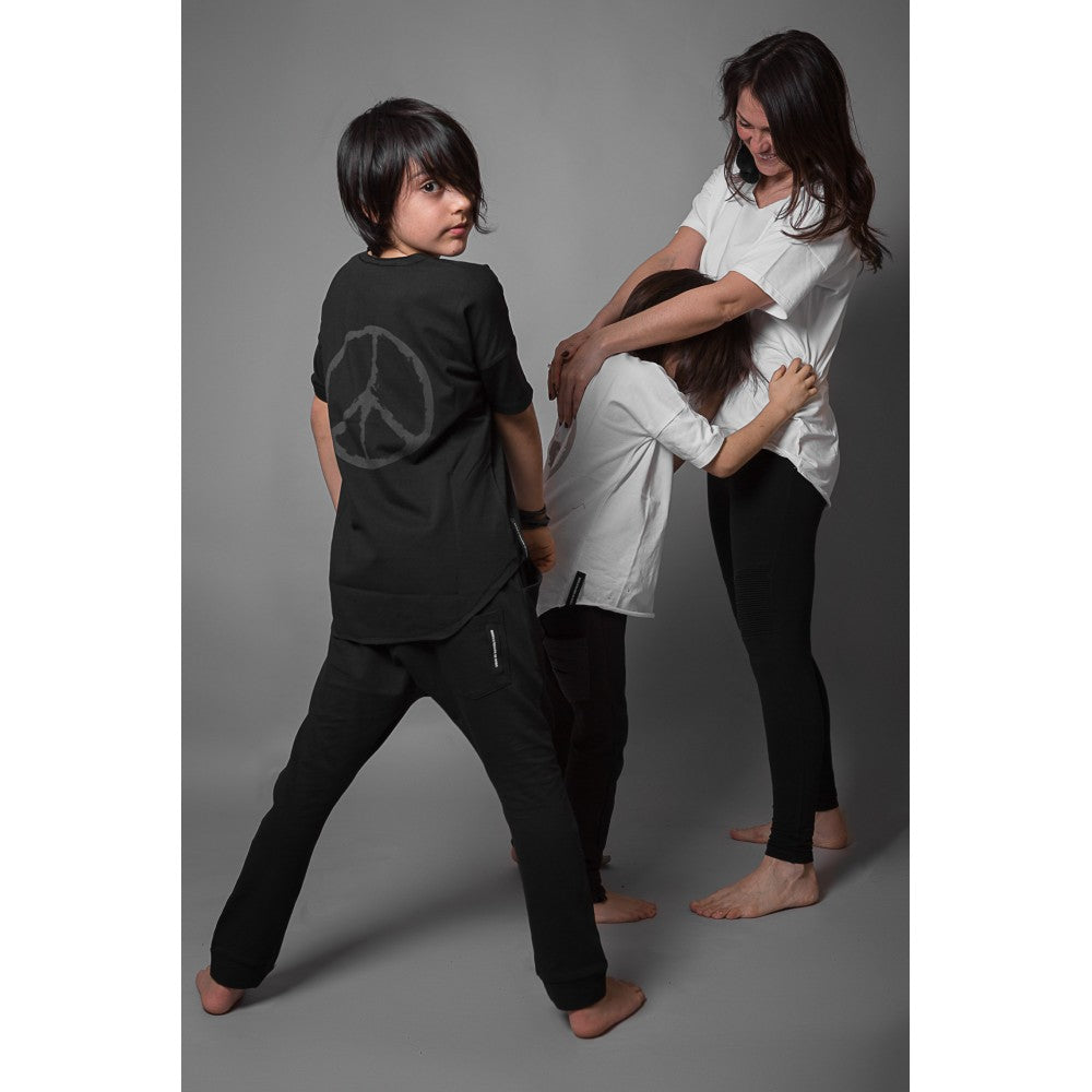 Radioactive-p-adult-Black