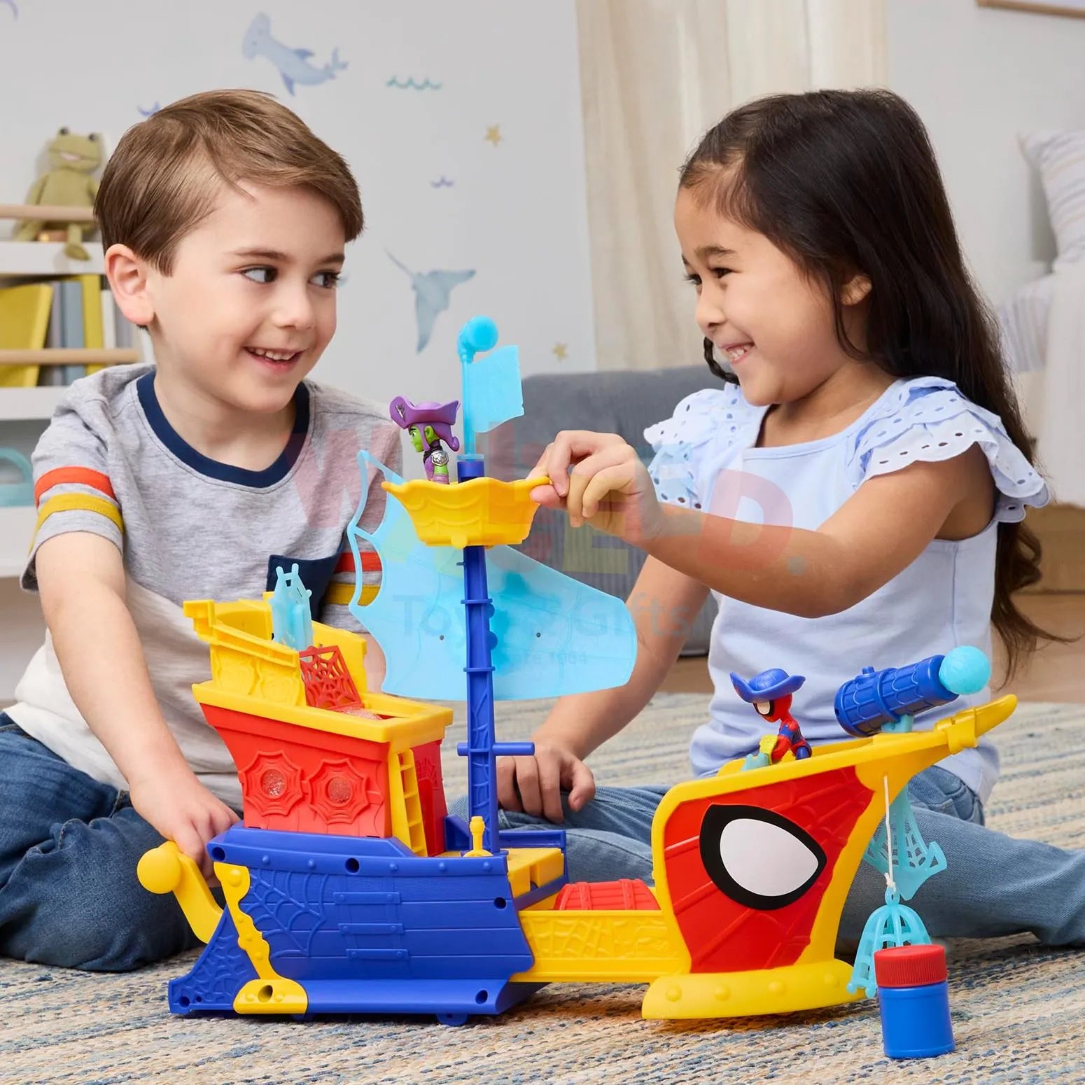 Spidey and His Amazing Friends Web-Ahooy Bubble Pirate Ship
