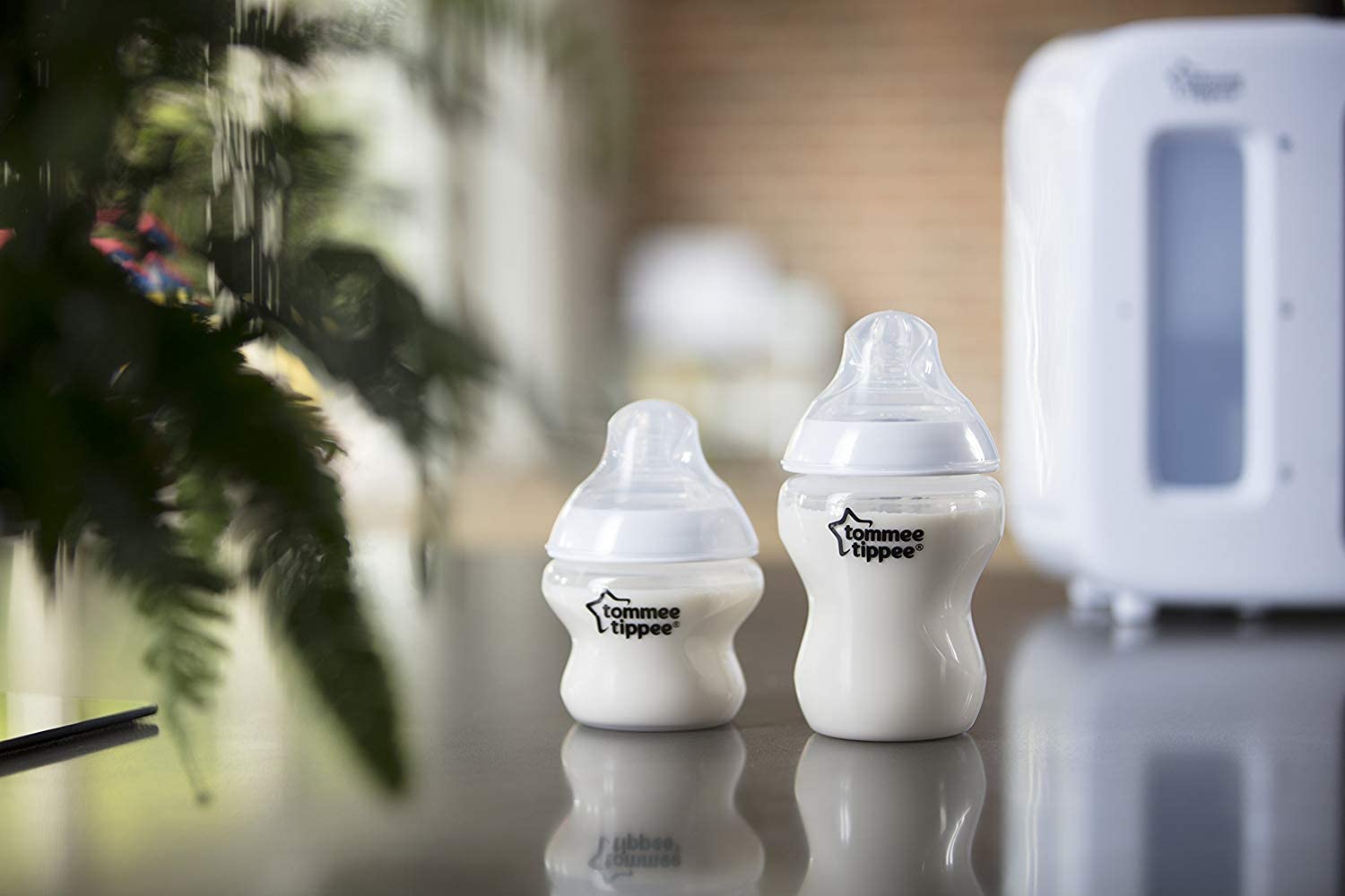Tommee Tippee Closer to Nature Feeding Bottle, 150ml x 3  - Clear