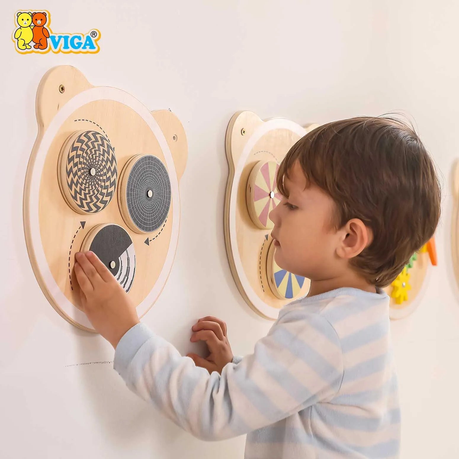 Wall Toy - Spinning Points