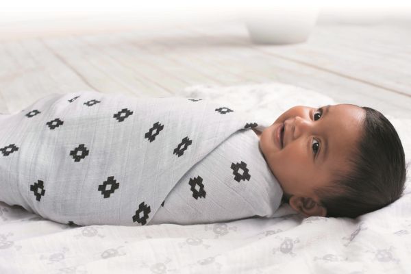 Aden and anais heartbreaker swaddle outlet